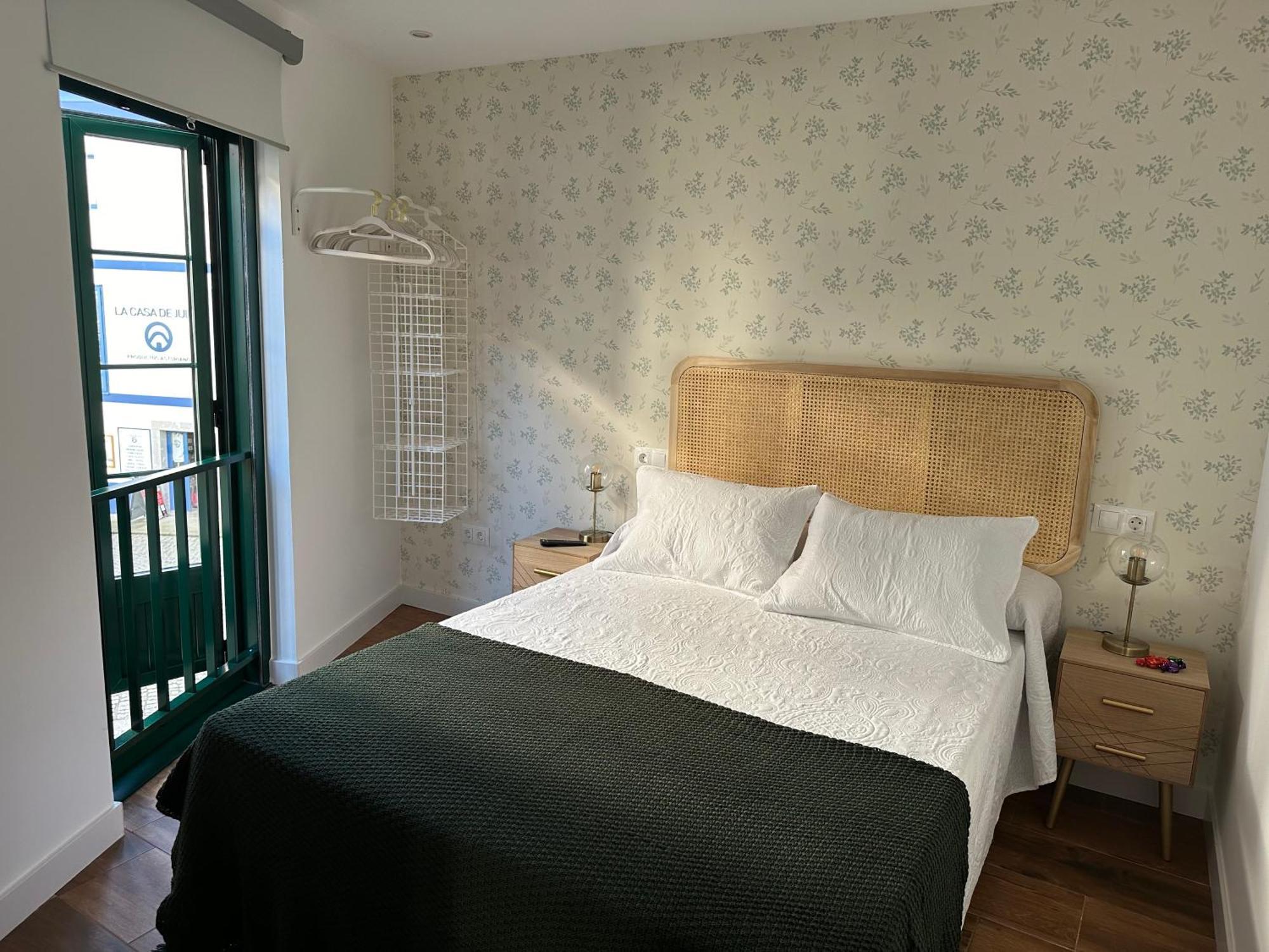 Apartamentos Urbanin I Plaza Ayuntamiento Кудільєро Екстер'єр фото